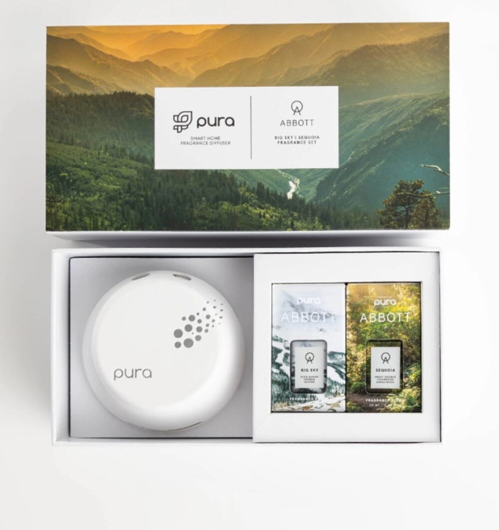 Pura Smart Home Fragrance Diffuser Homesick Gone Hiking 2 Refills Gift Set